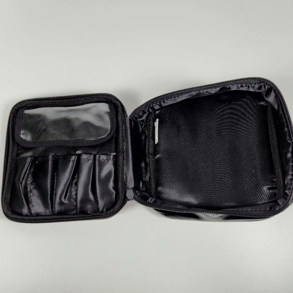 Peripera Makeup Case w/ Mari Kim Graphic Art, Korean 